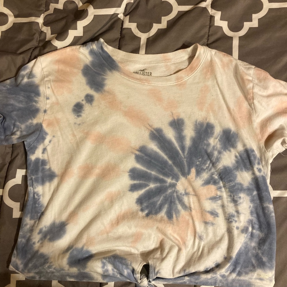 Tie dye Hollister shirt
